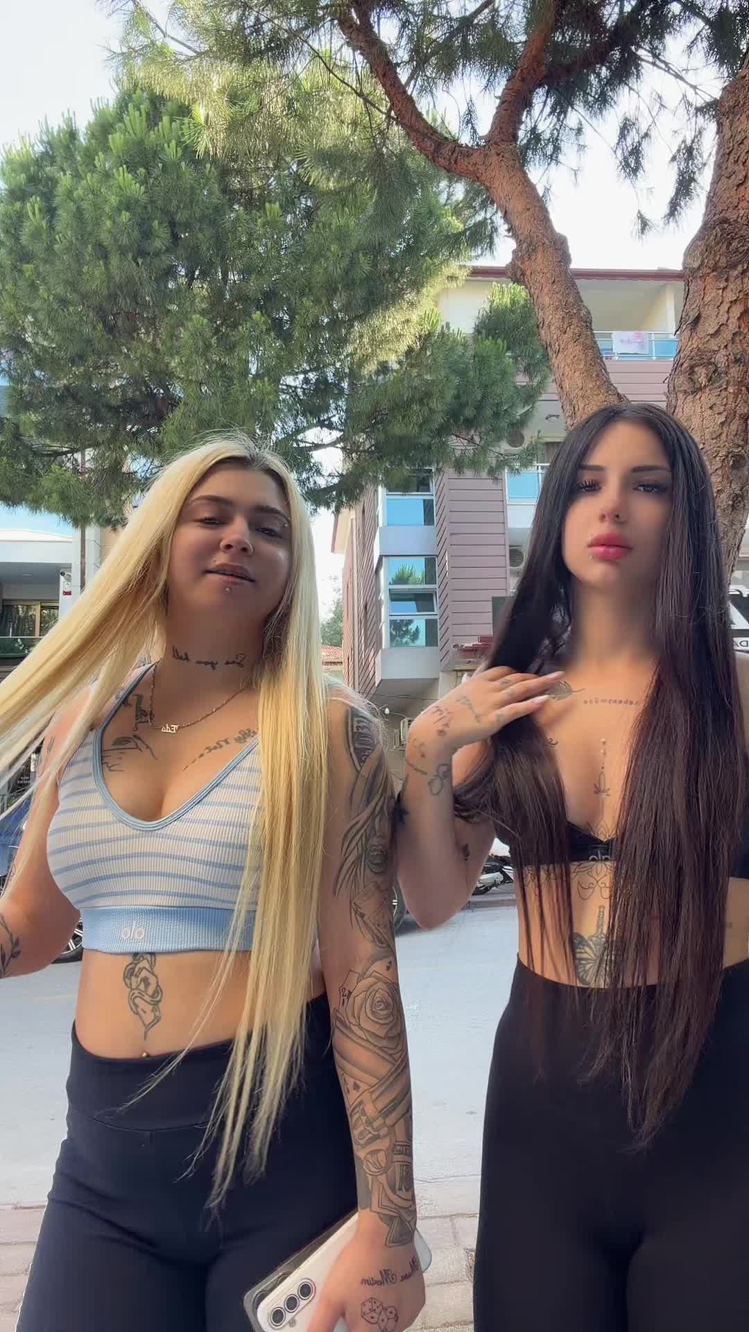 @Lina