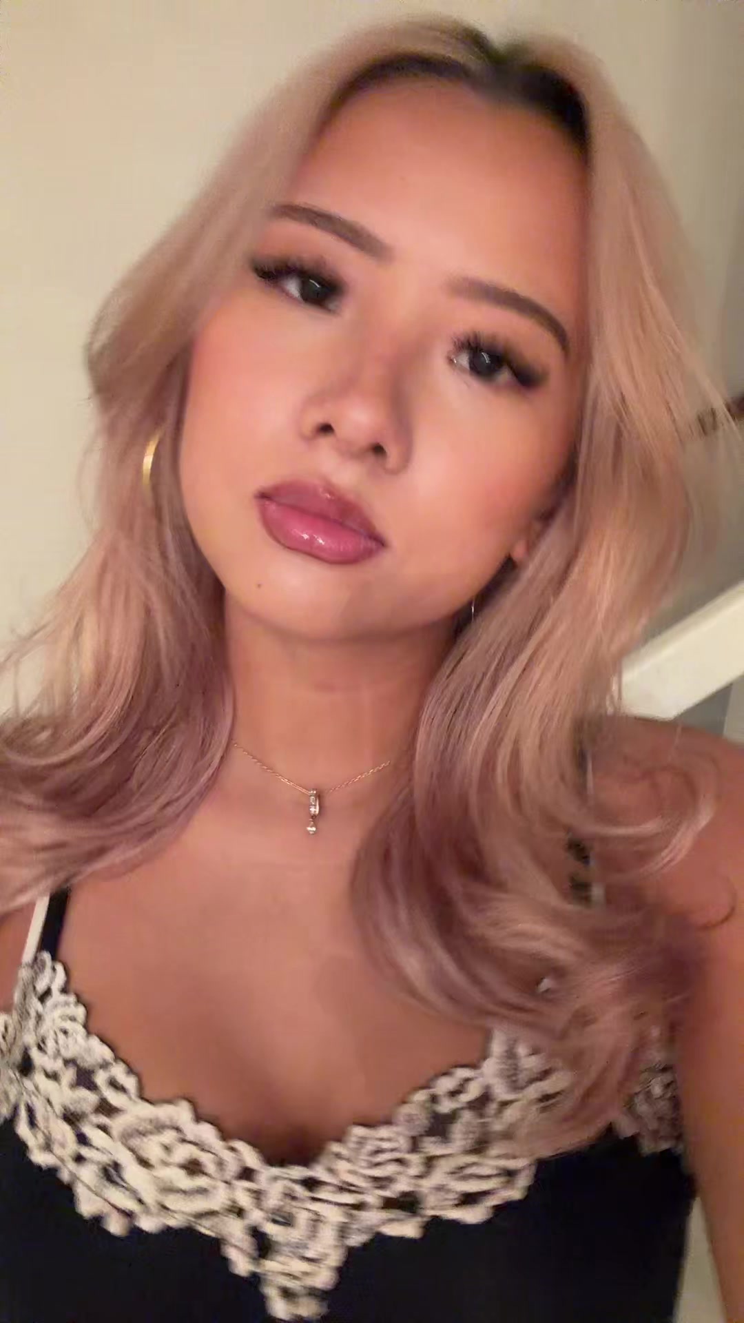 @u