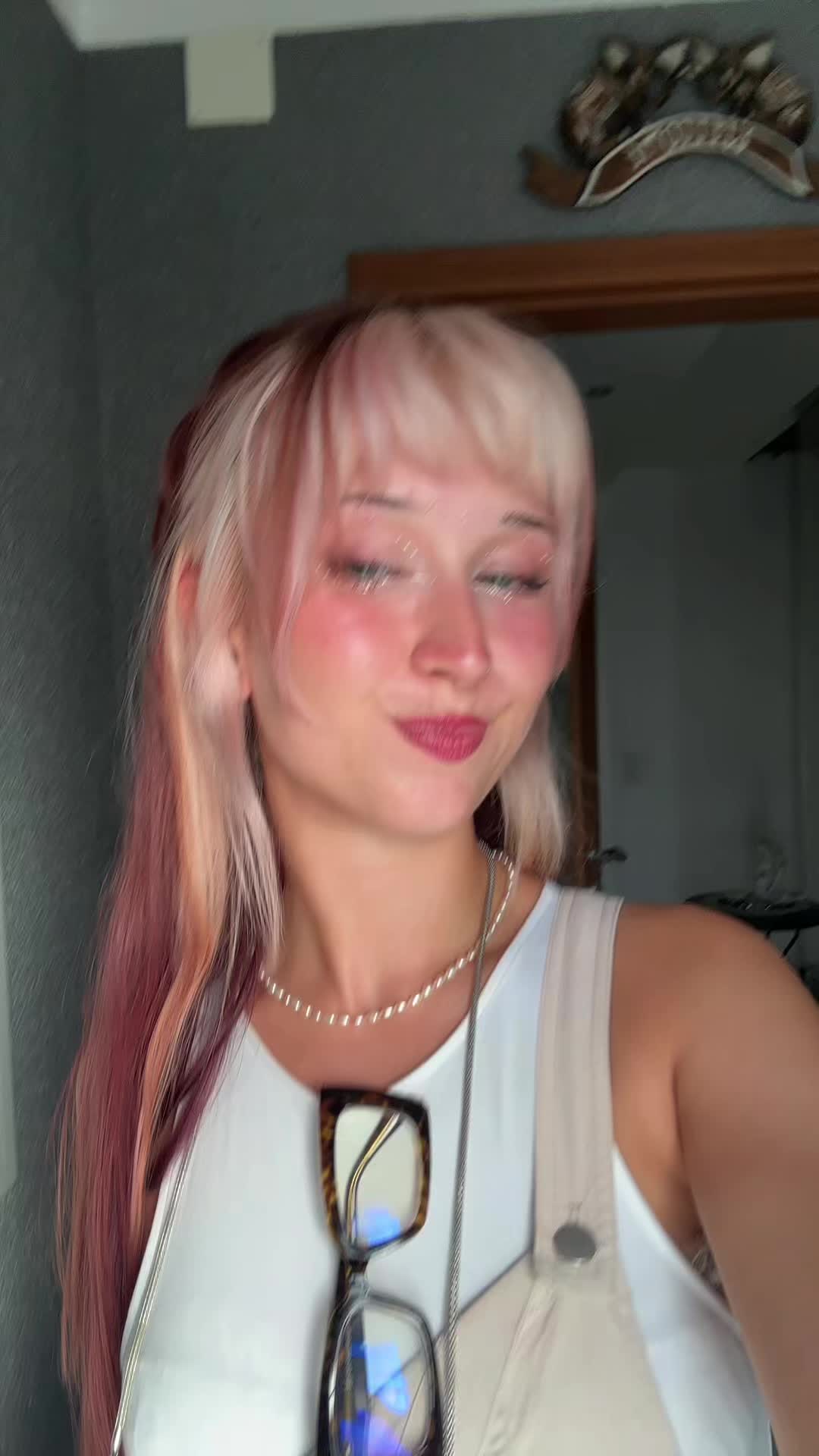 @𝐕¡