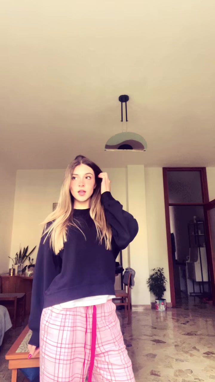 @Lara