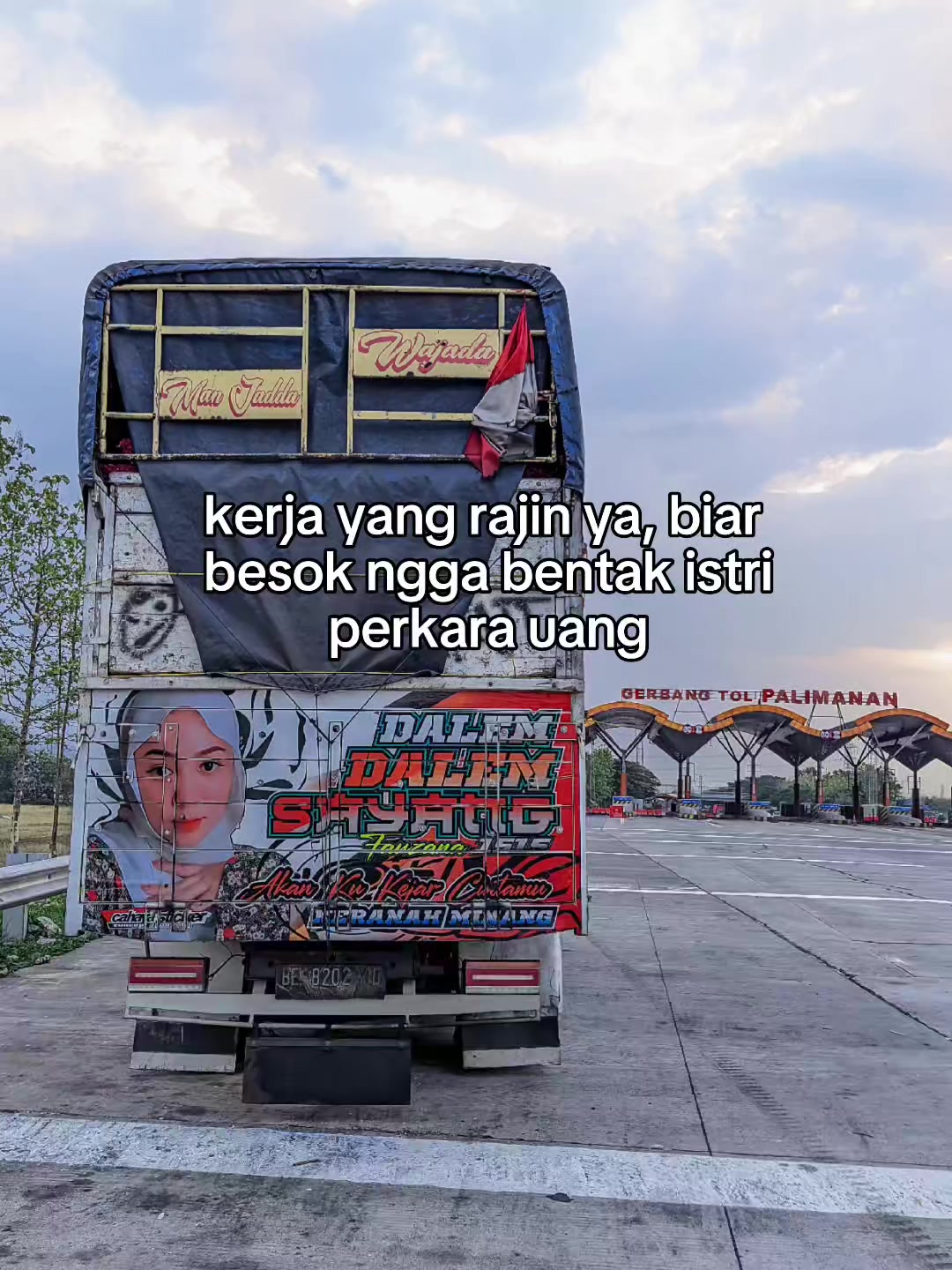 @ARI FERDI 🤗