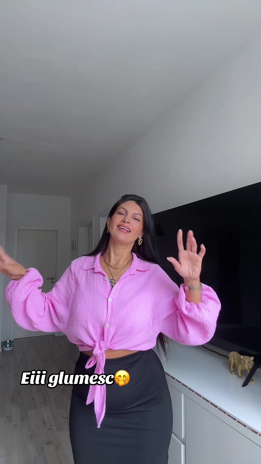 @Angela Lakatos