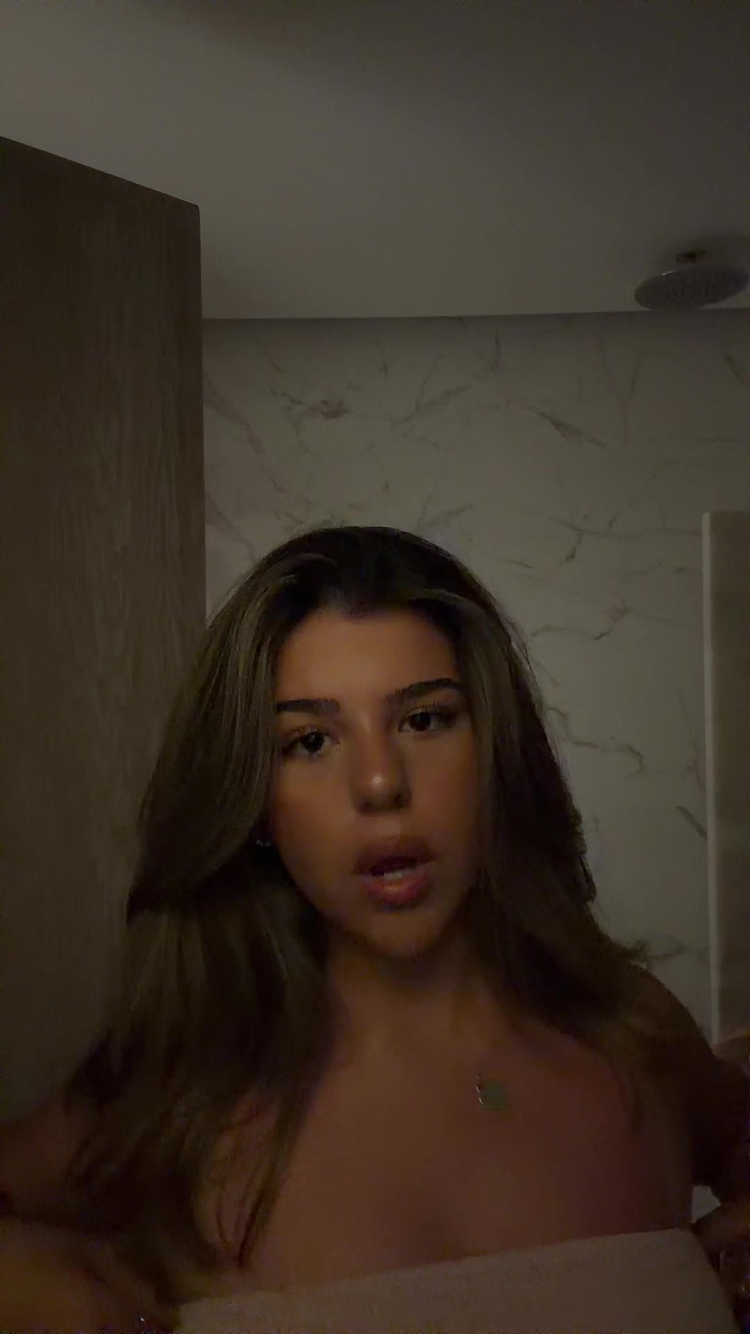 @nana