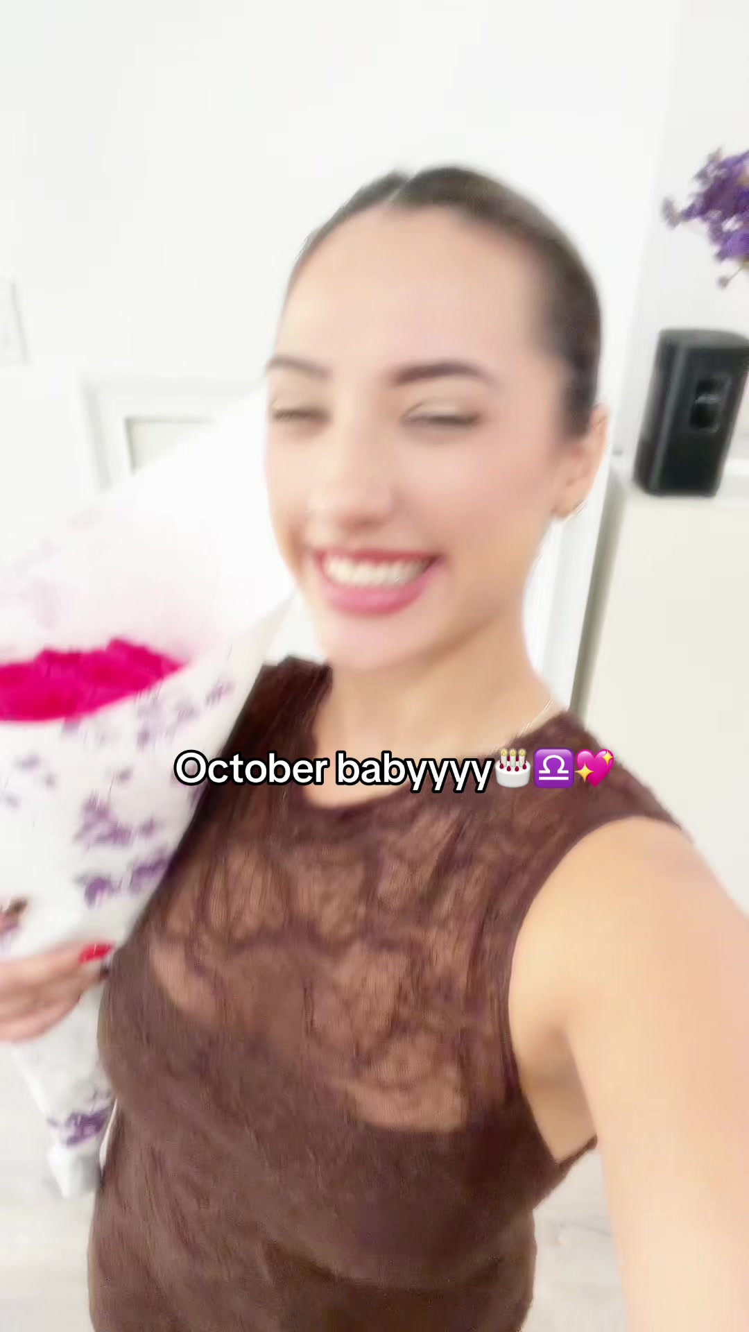 @Angjelina