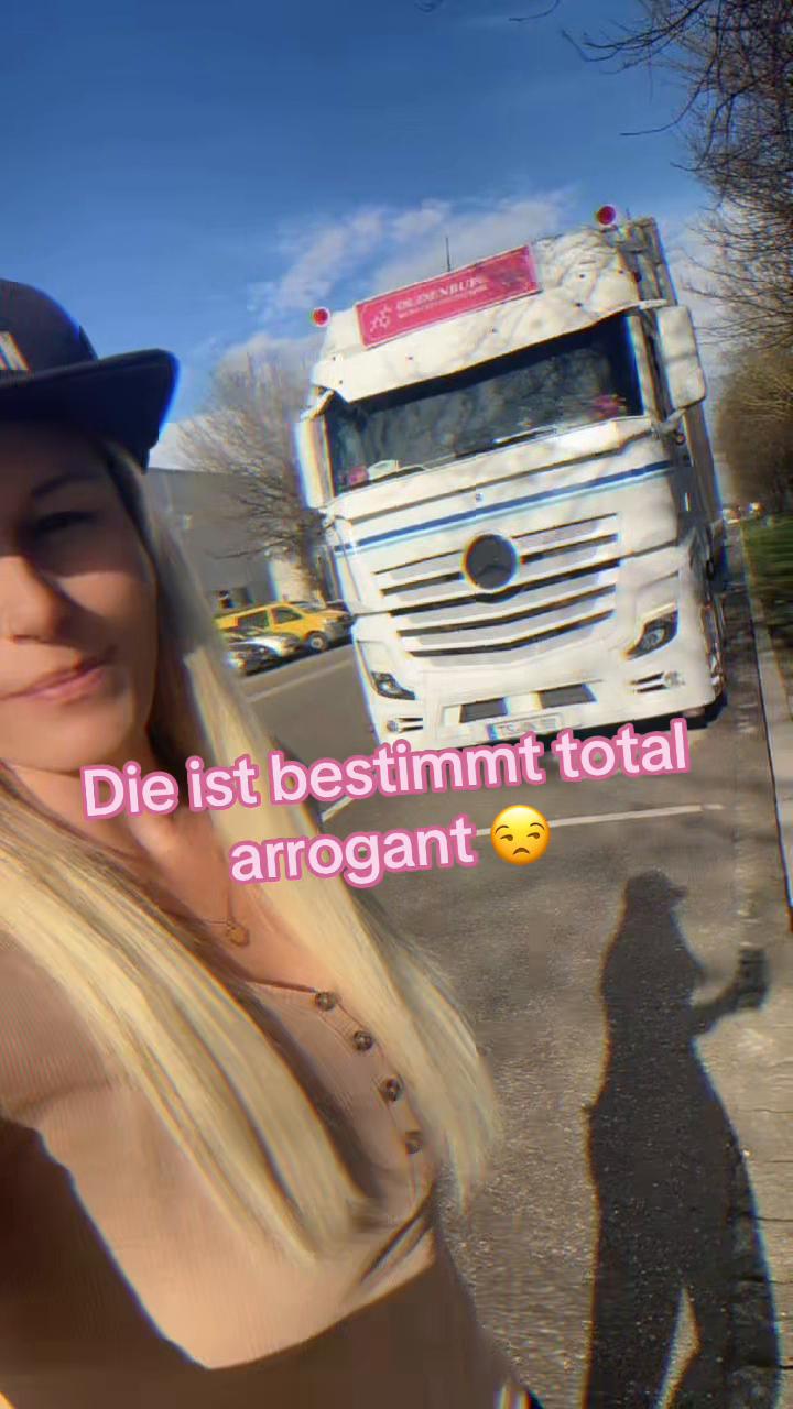 @Raphaela