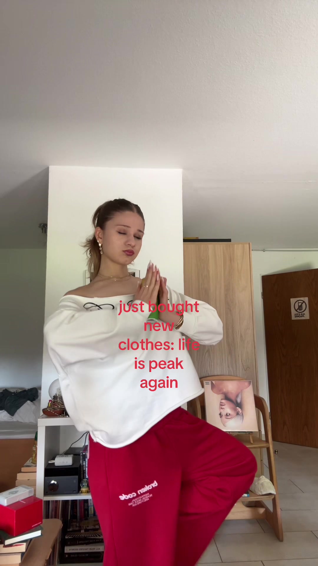 @iknowviktoriasecret