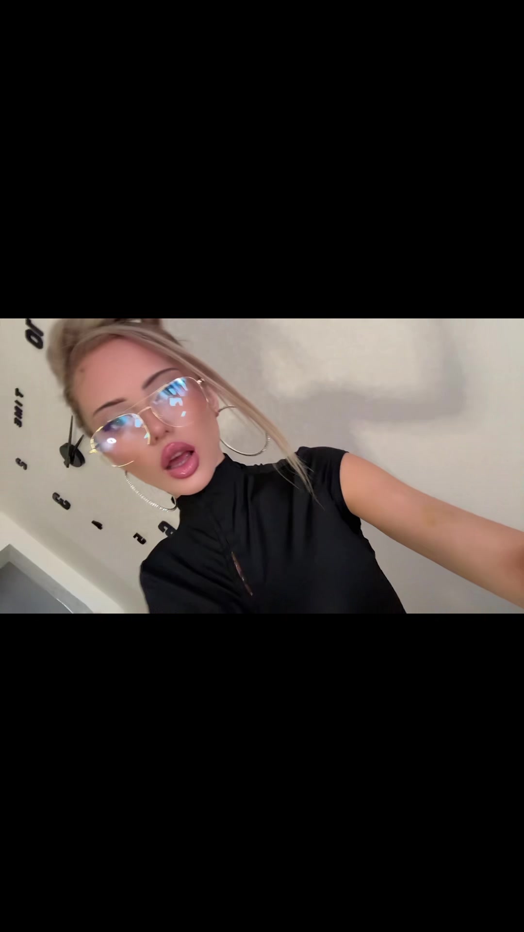 @Ksenia12m