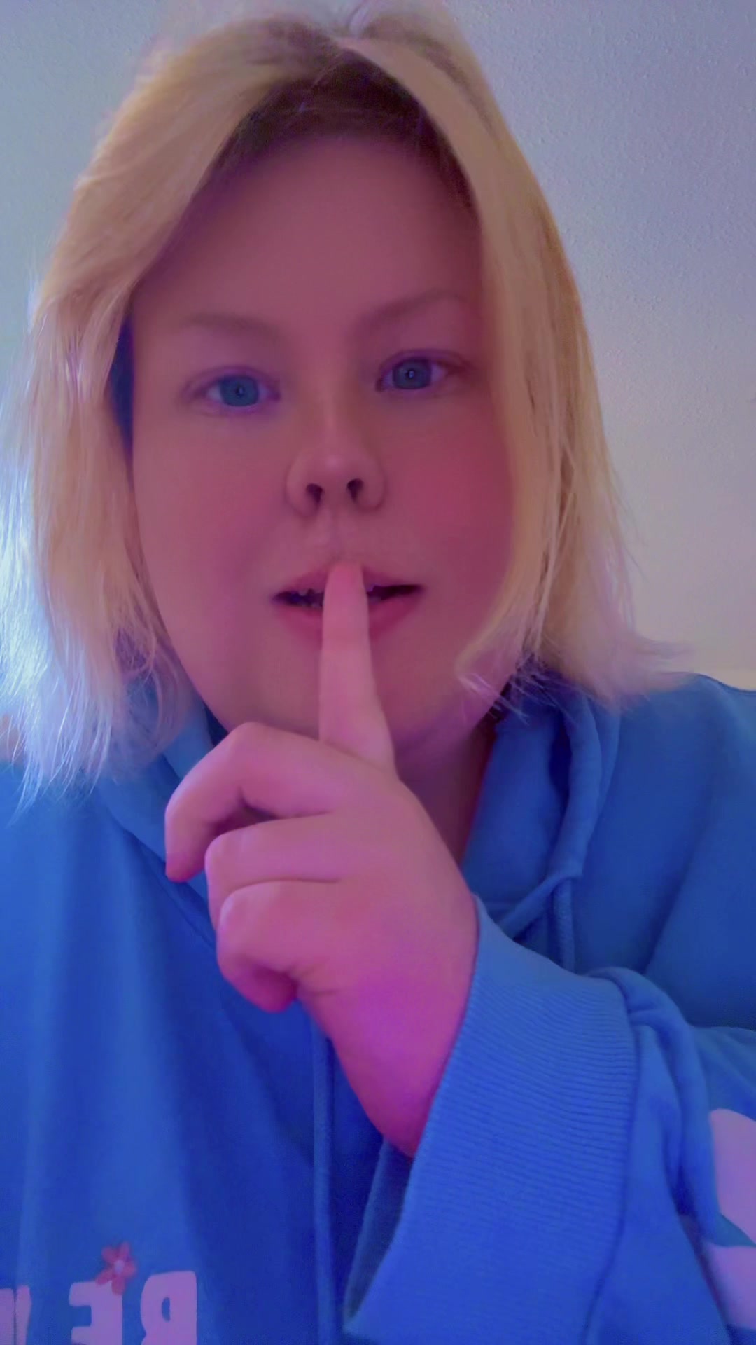 @x_Kurvenliebe96_x