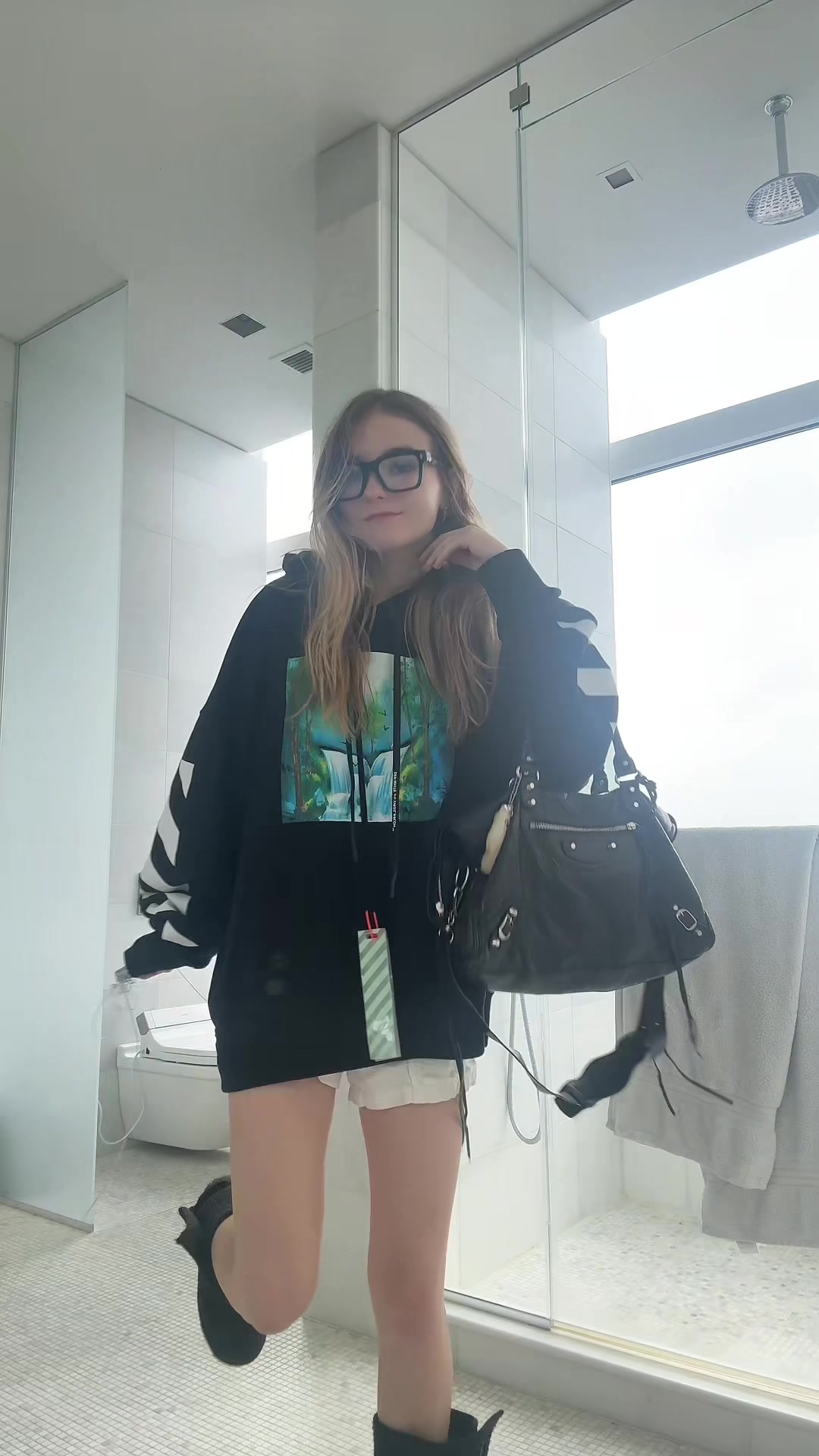 @elladaveyyyy