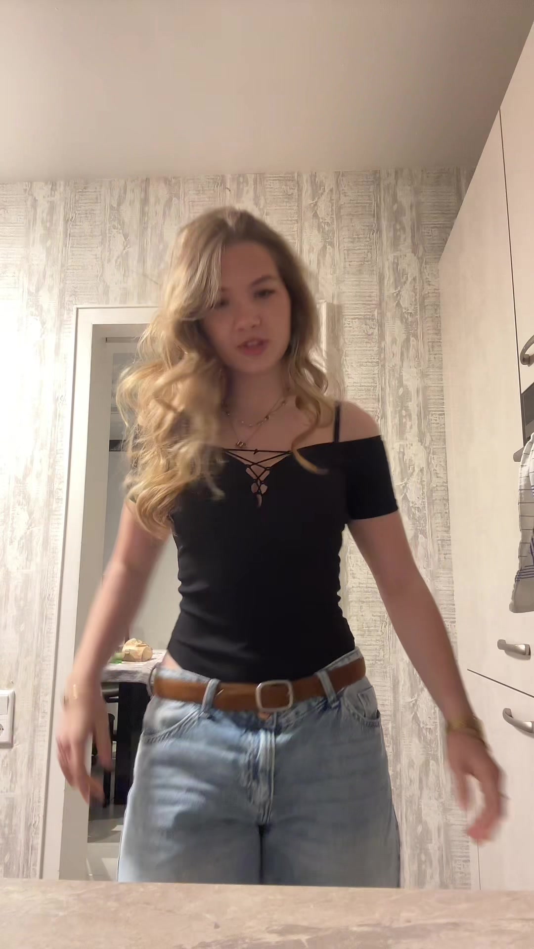 @lara_hrs