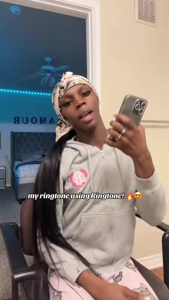 @QUEEN NAJ ᥫ᭡ .