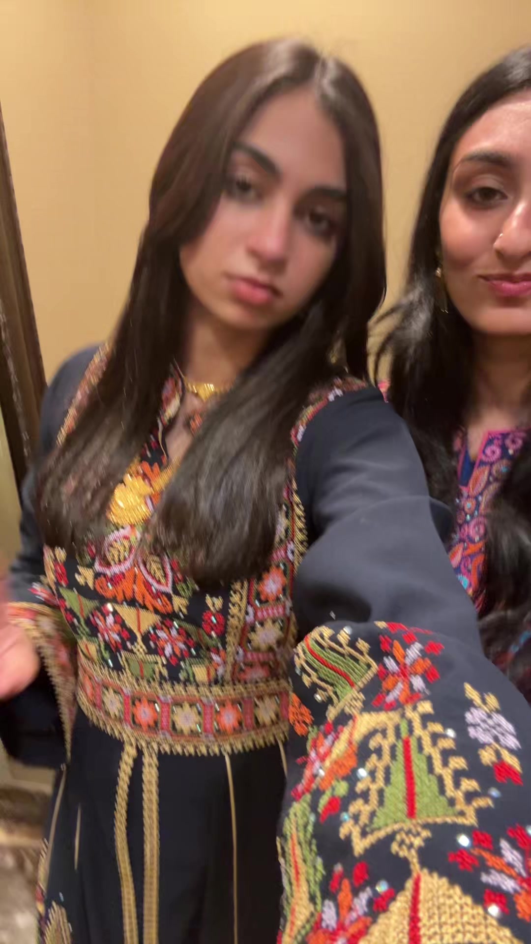 @Simrah14