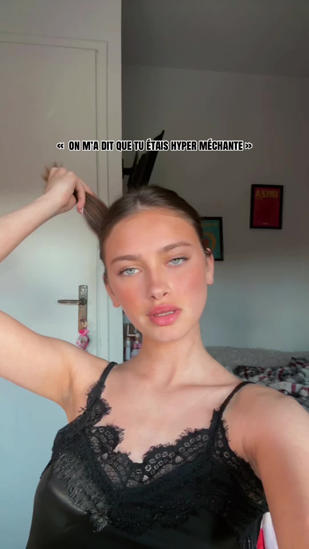 @S V