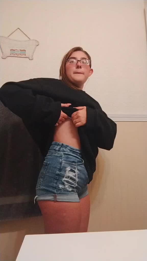 @haileyhelms21