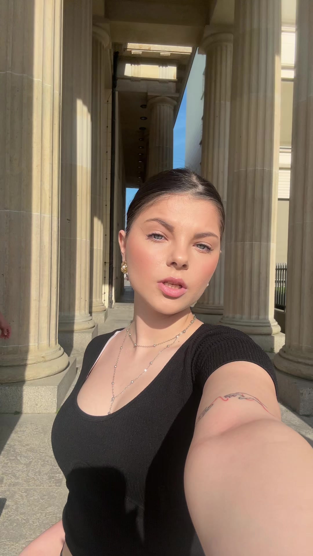 @Elvira-p