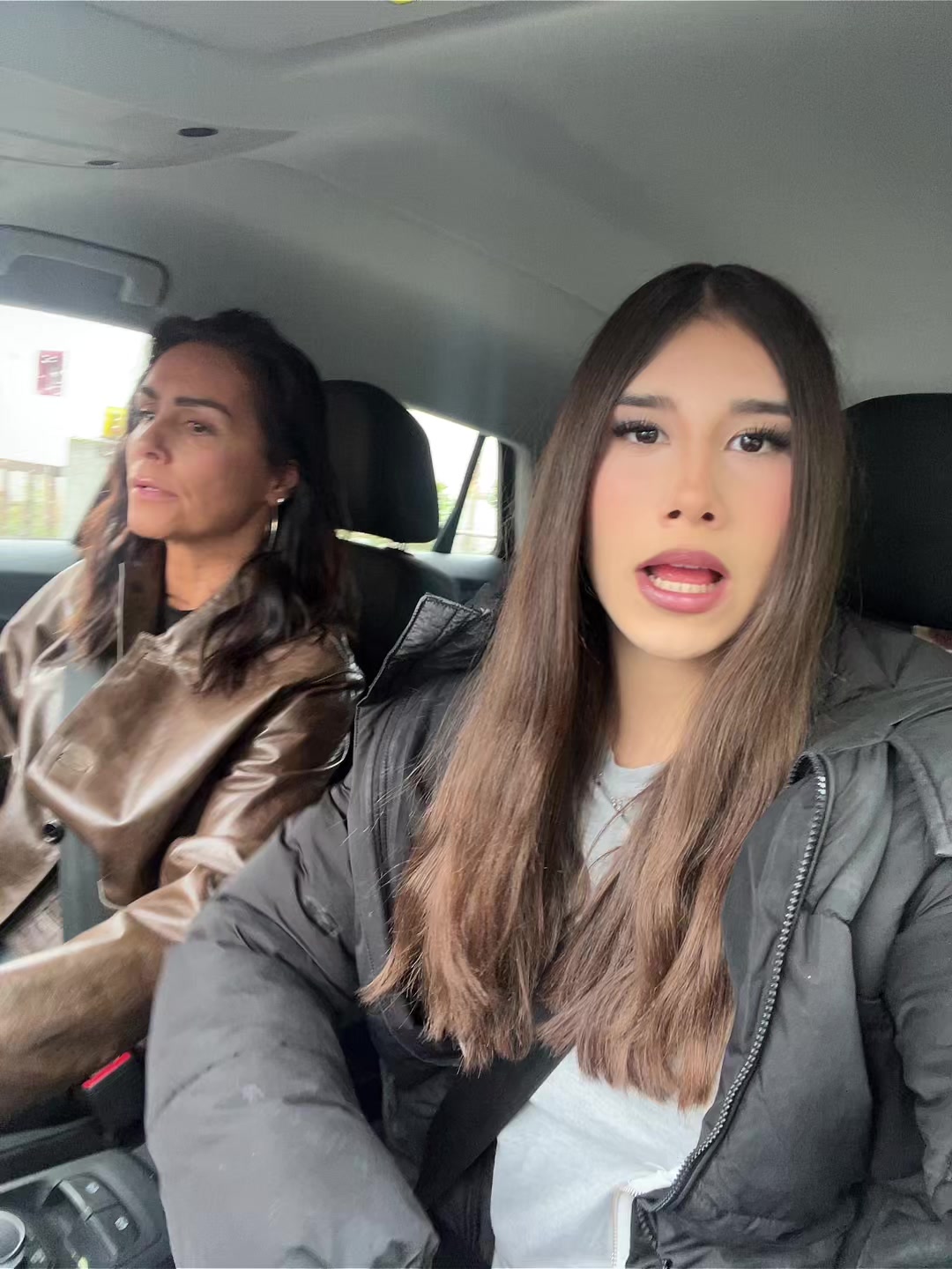 @NIKA🦈