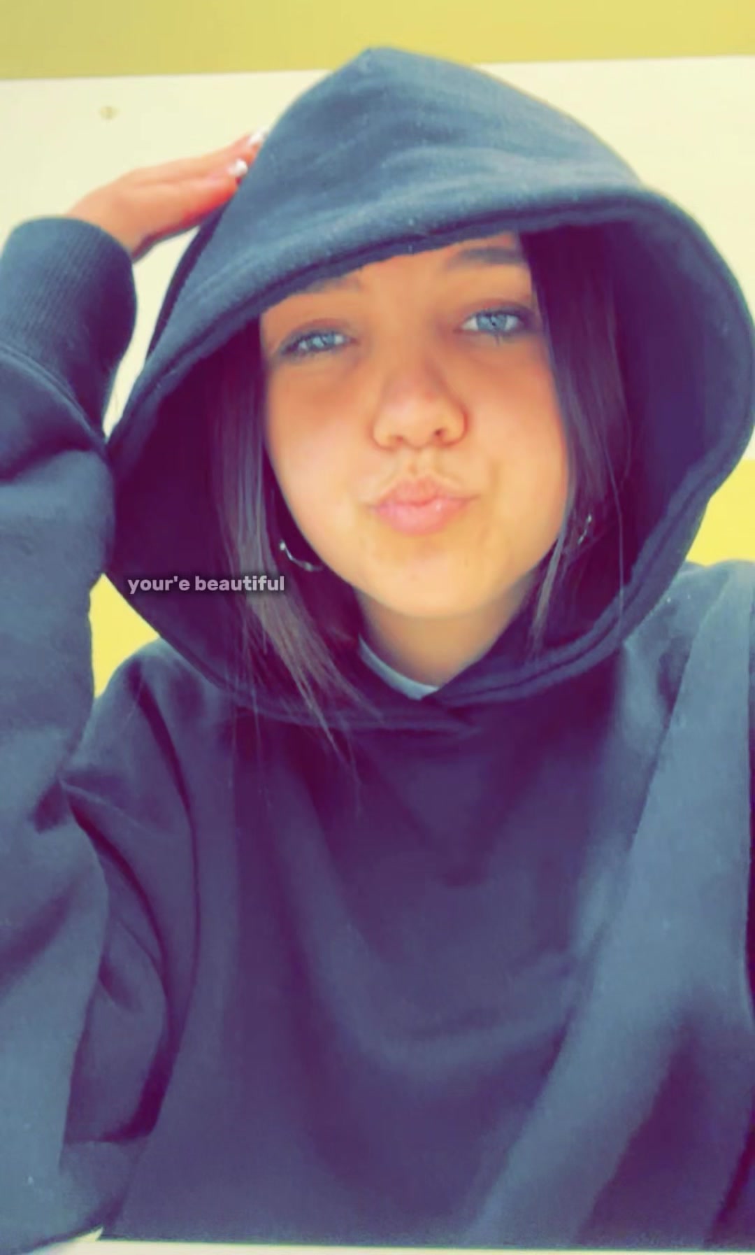 @mia_j883