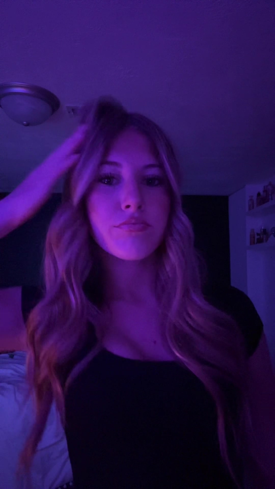 @𝑲𝒉𝒍𝒐𝒆 🤍