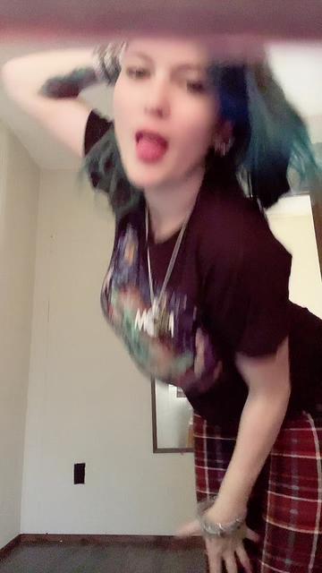 @𝕯𝖆𝖎𝖘𝖞&rsquo;𝖟 𝕯𝖚𝖓𝖌𝖊𝖔𝖓🐉