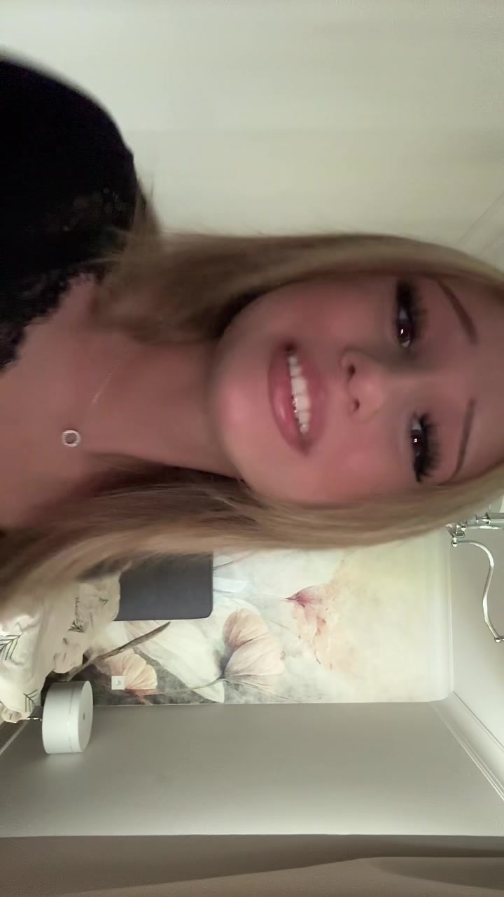 @Veczka