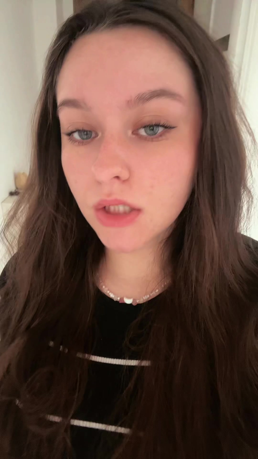 @𝐸𝓌𝑒[𝓁𝒾𝓃𝓀𝒶] 🧿🦔🍓