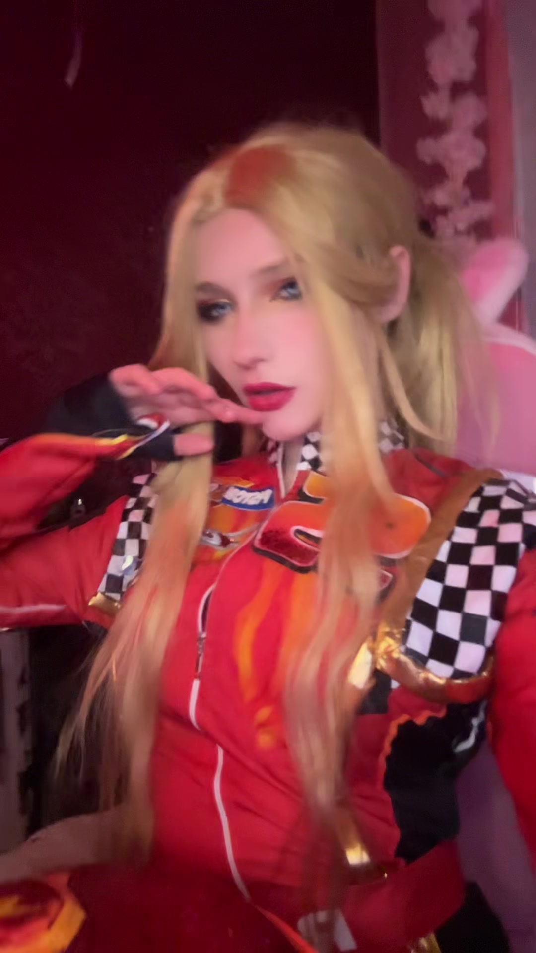 @𝑀𝑜𝓍_𝓍𝓎