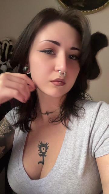 @nastyynitr0