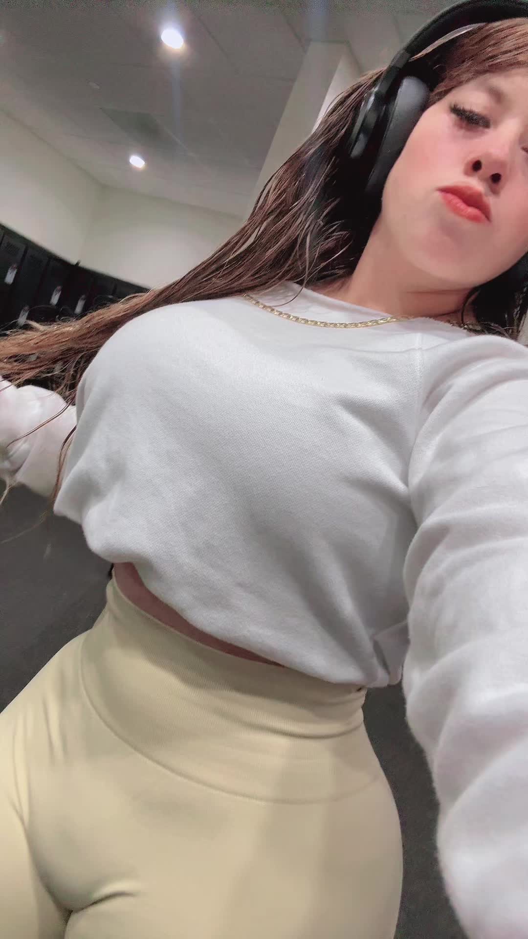 @Viviam M Rivera