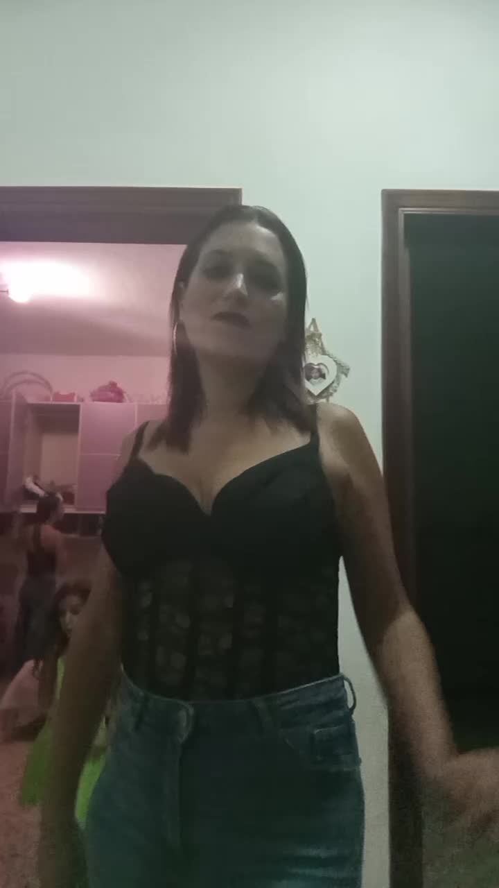 @Enza