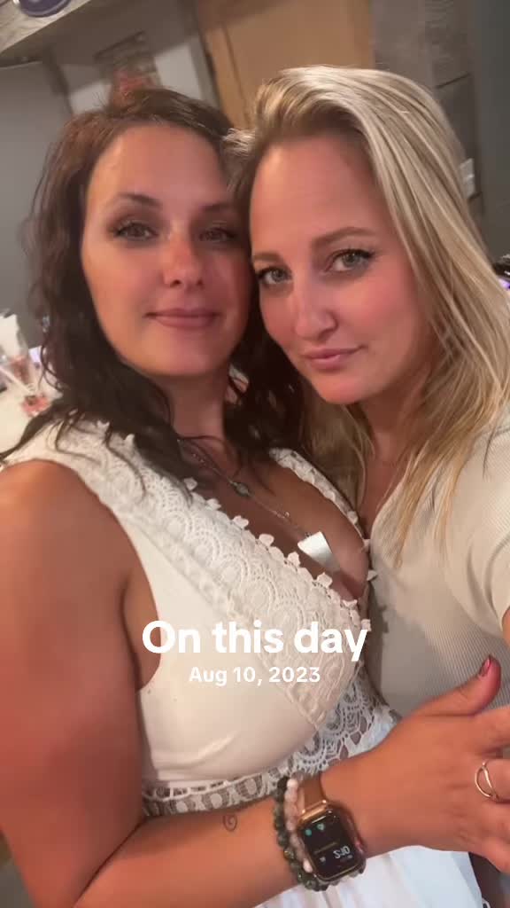 @Barefootmamamn