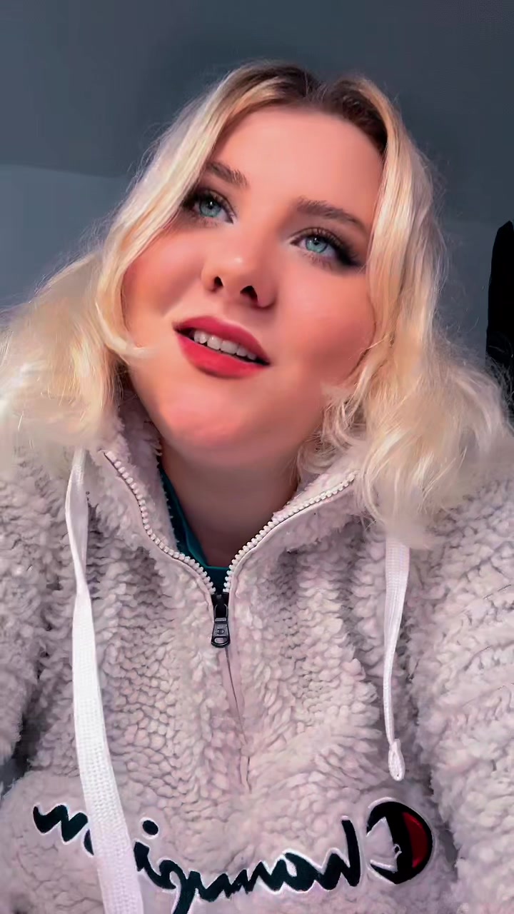 @Miststück😈 mit Charakter😘