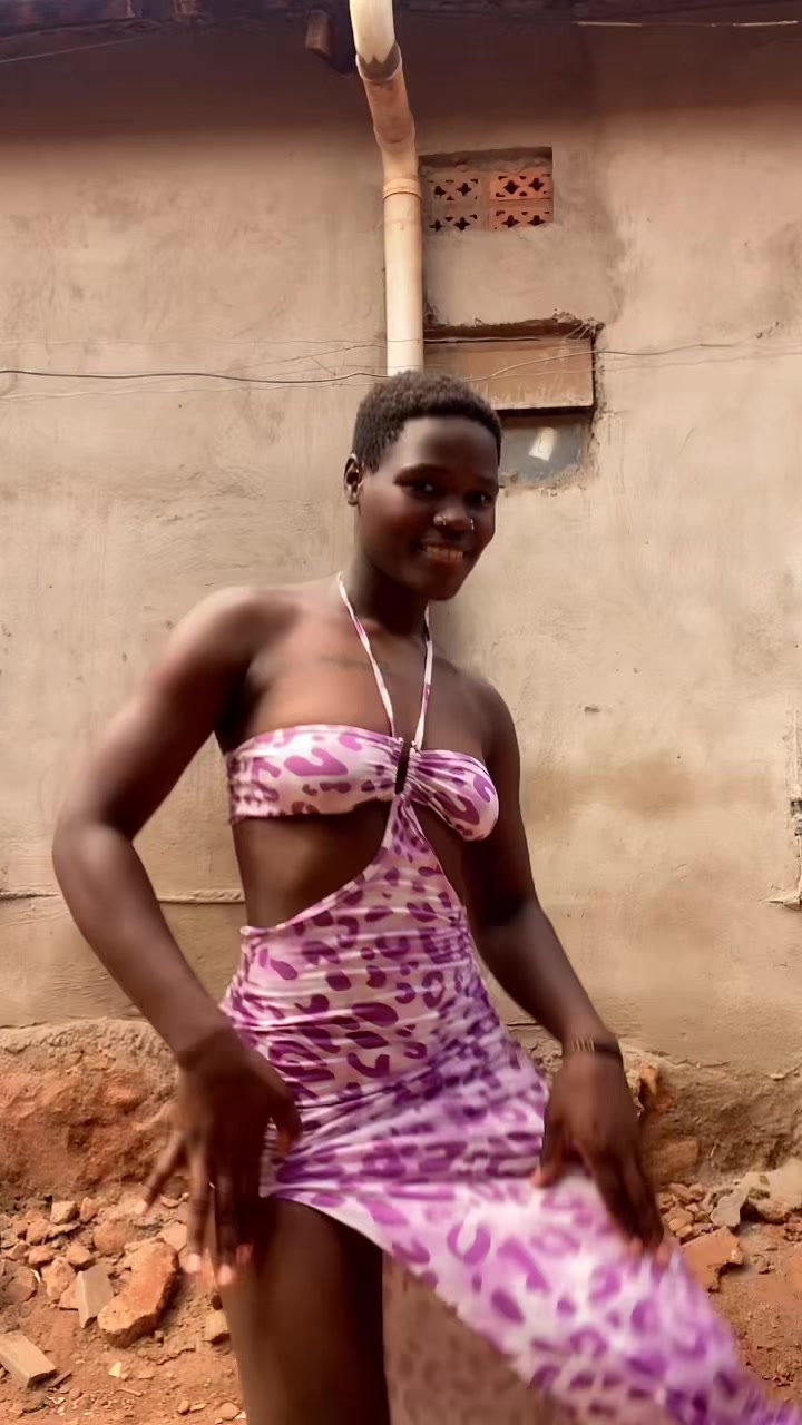 @Sharifahbooty 🇺🇬