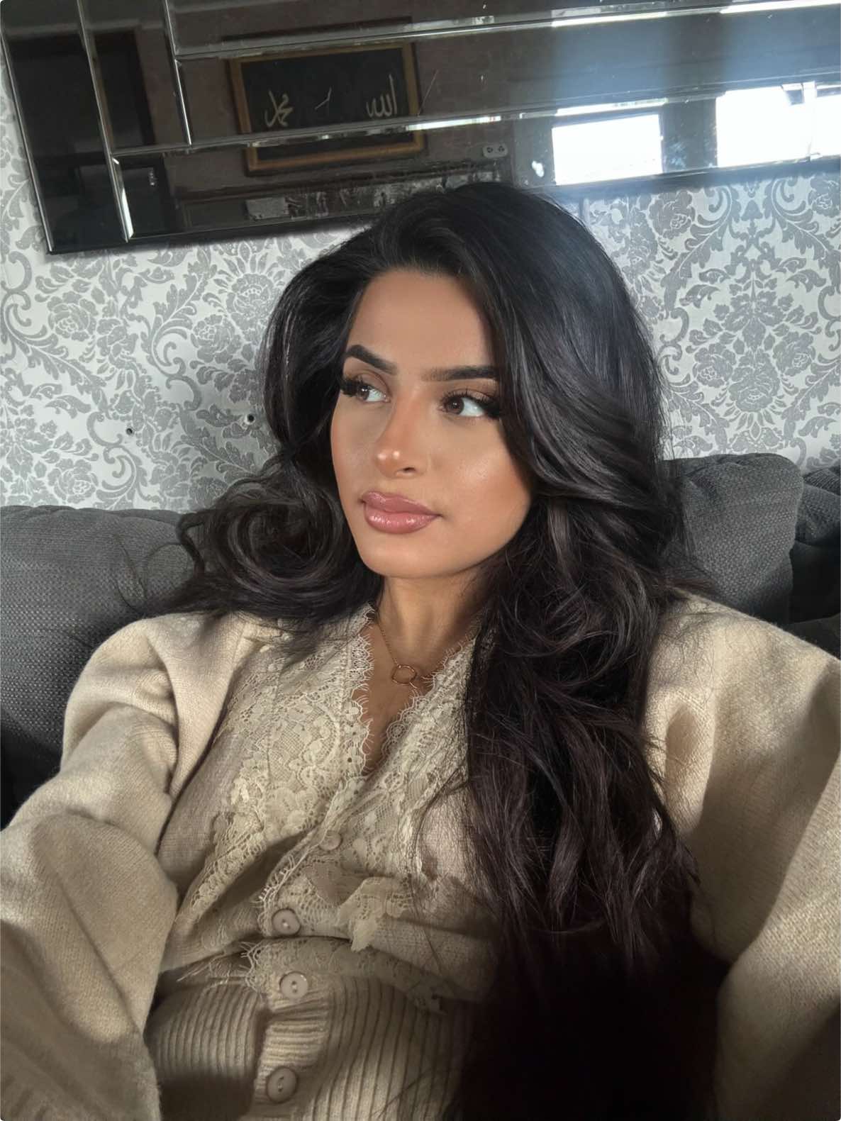 @Zaineb