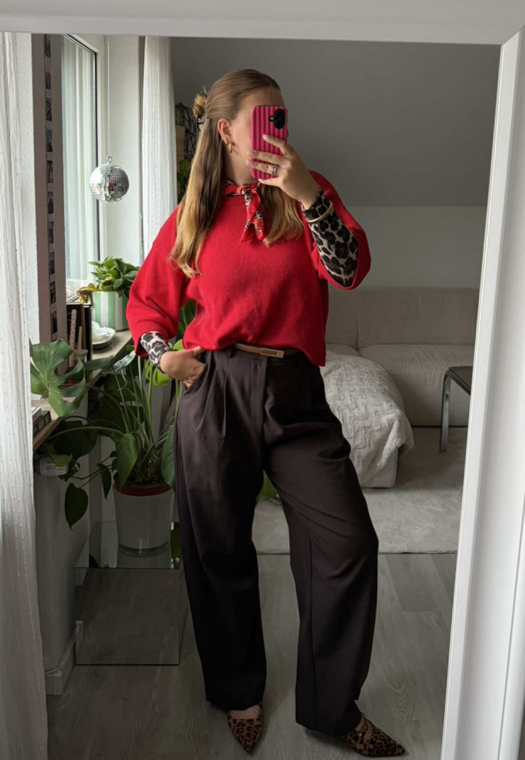 @neele 🪩🎀🤍
