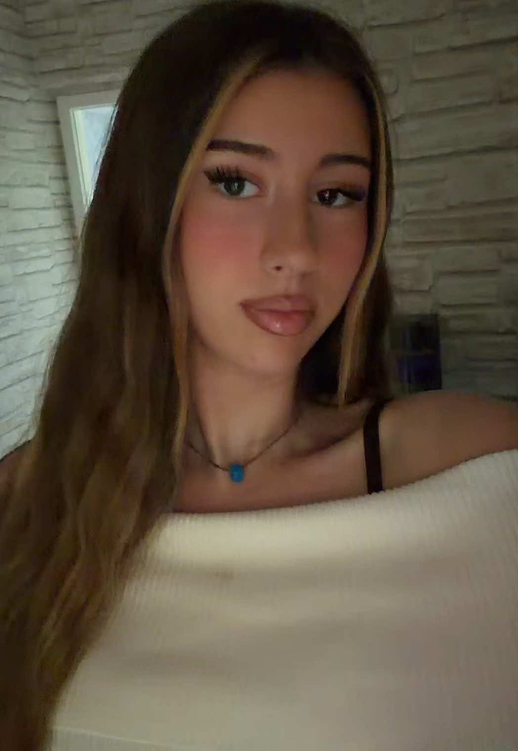 @𝑨𝒅𝒆𝒍𝒊𝒏𝒂