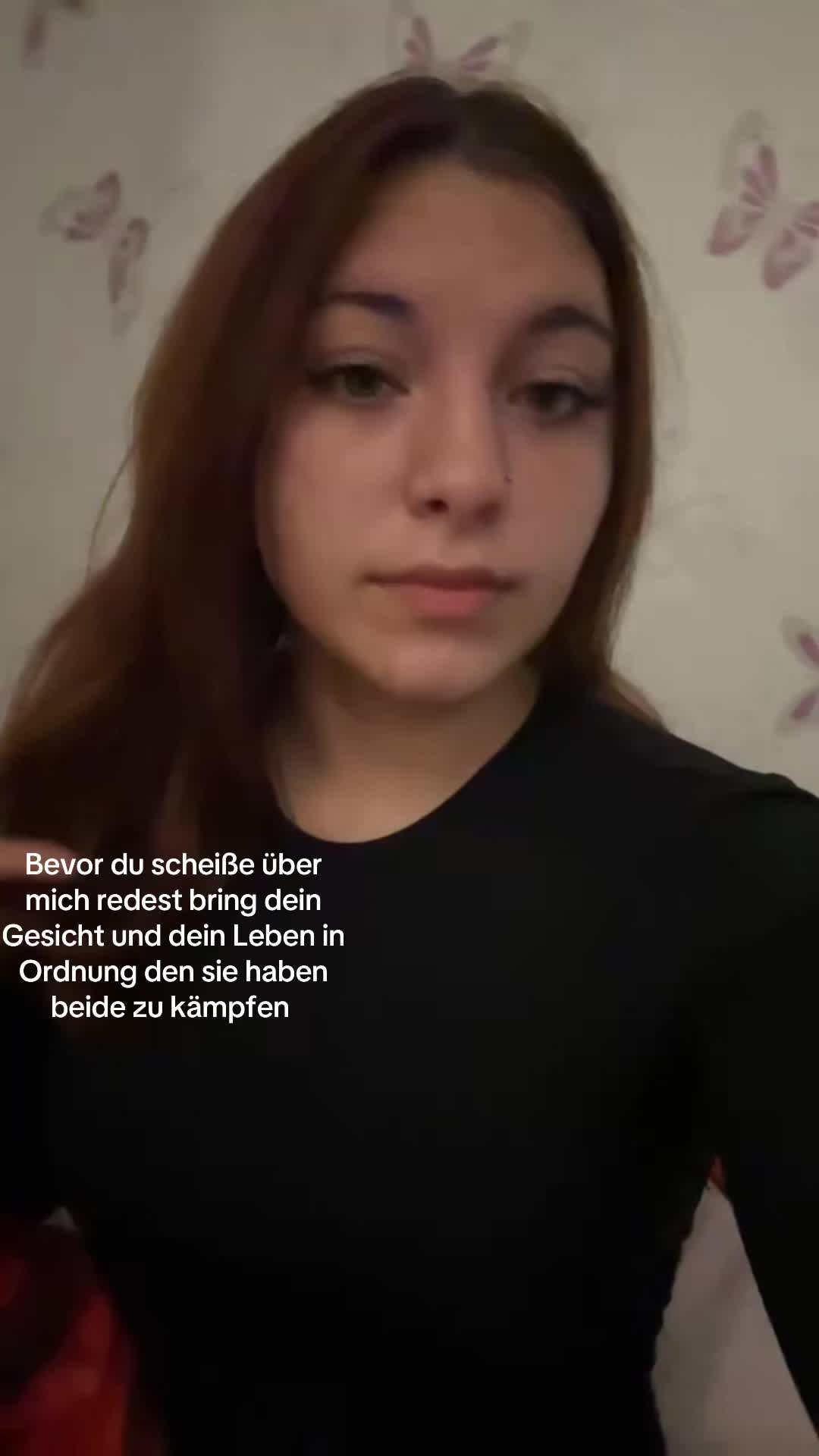 @Laripariiii