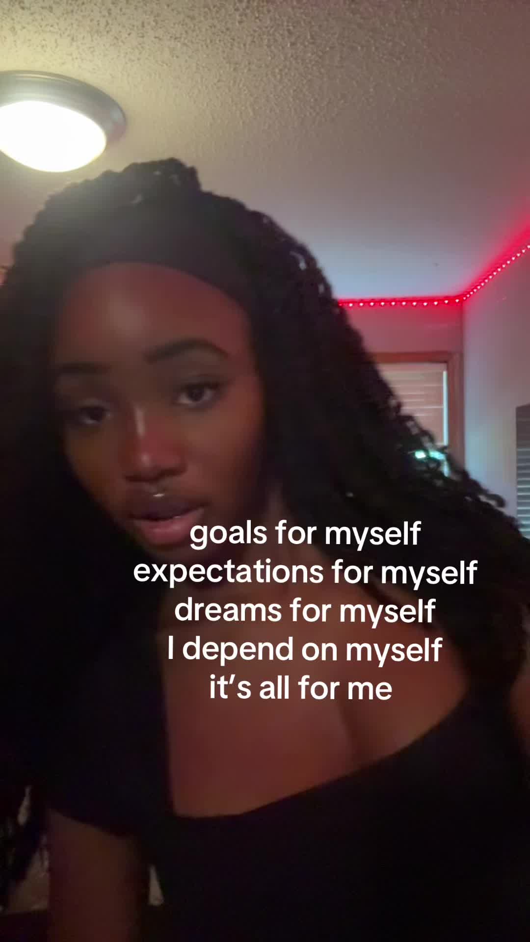 @nellamonraye
