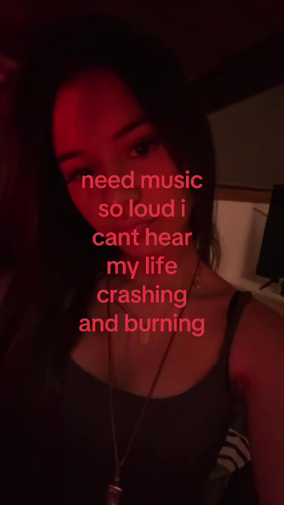 @𝑷𝑳𝑶𝒀