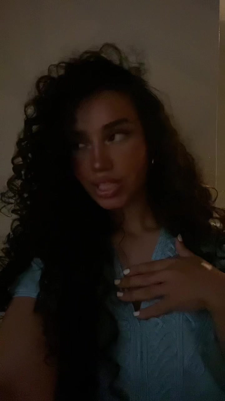 @jihanee&lsquo;🌺🥥🍉