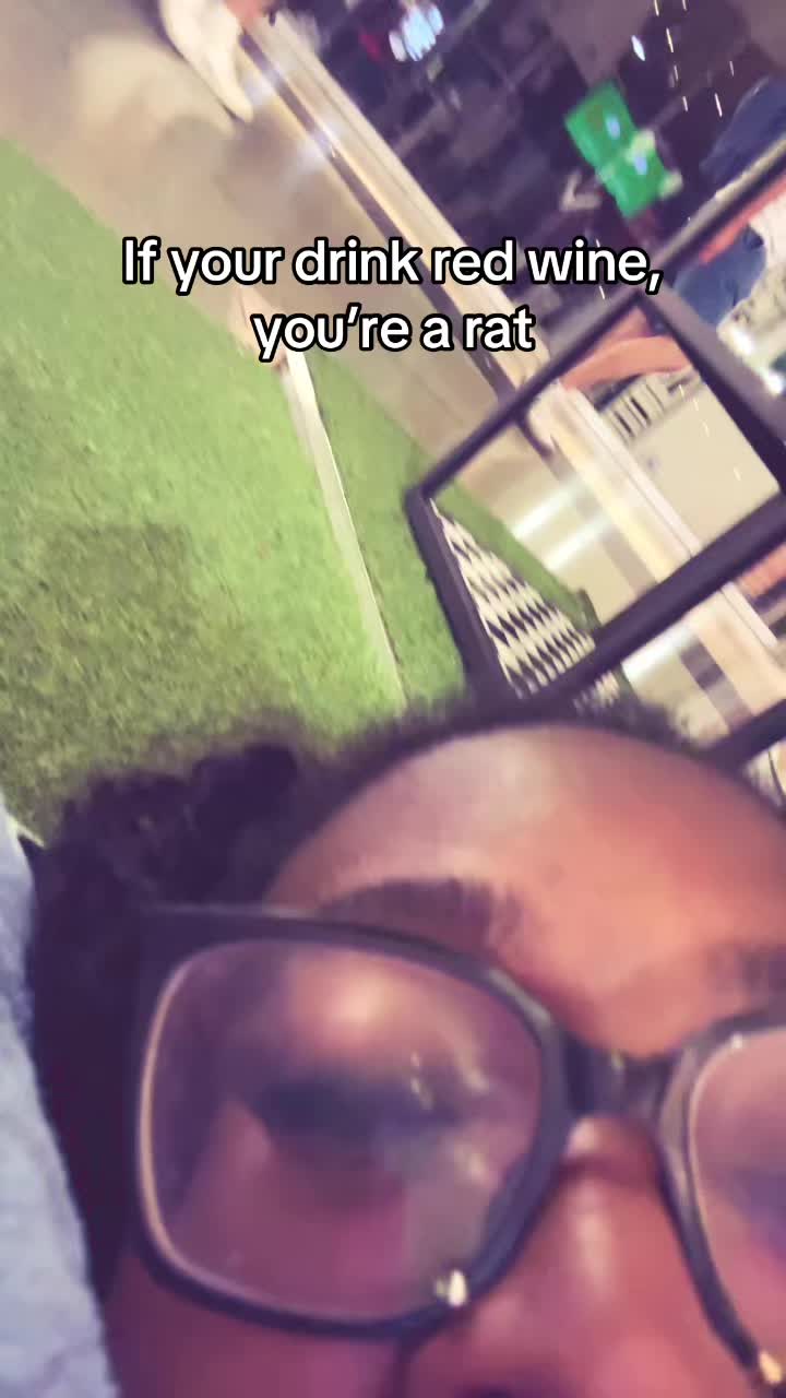 @Eleoraaaa