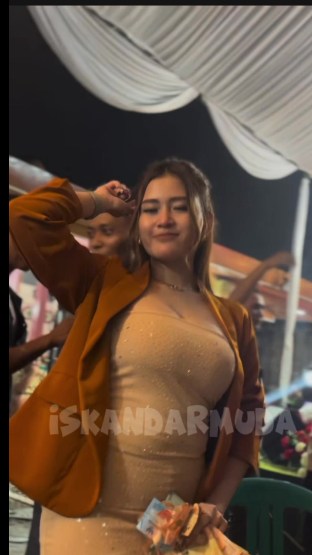@𝙄𝙎𝙆𝘼𝙉𝘿𝘼𝙍𝙈𝙐𝘿𝘼_