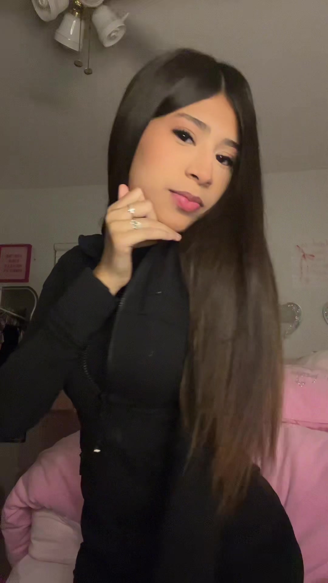 @𝑗𝑎𝑠𝑚𝑖𝑛