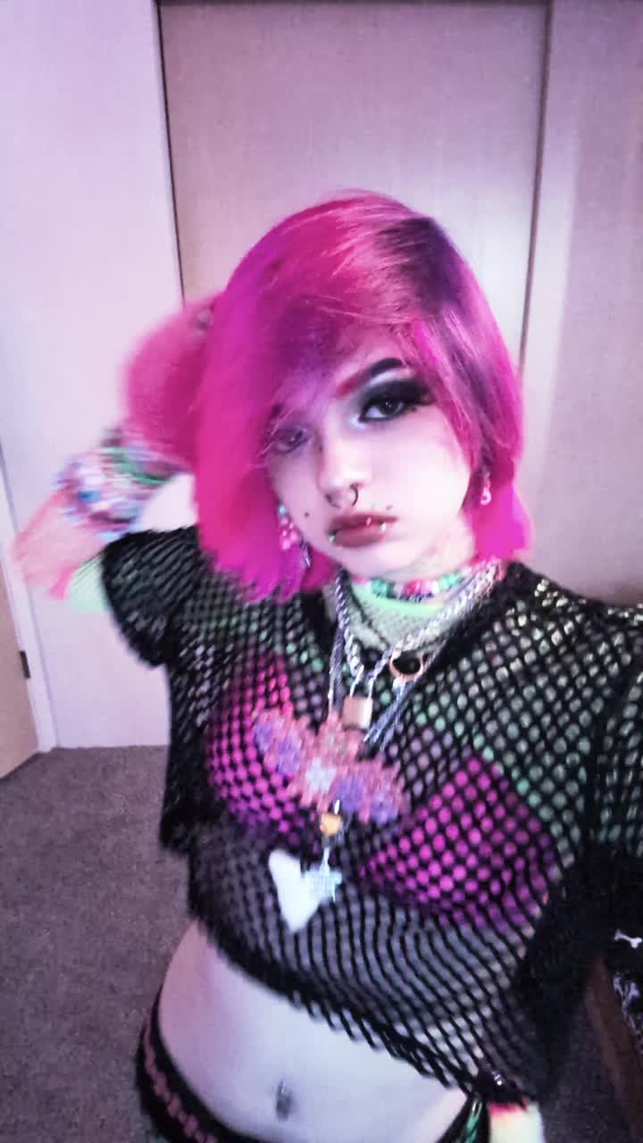@𝕲𝖍𝖔𝖚𝖑𝖘𝖔𝖓