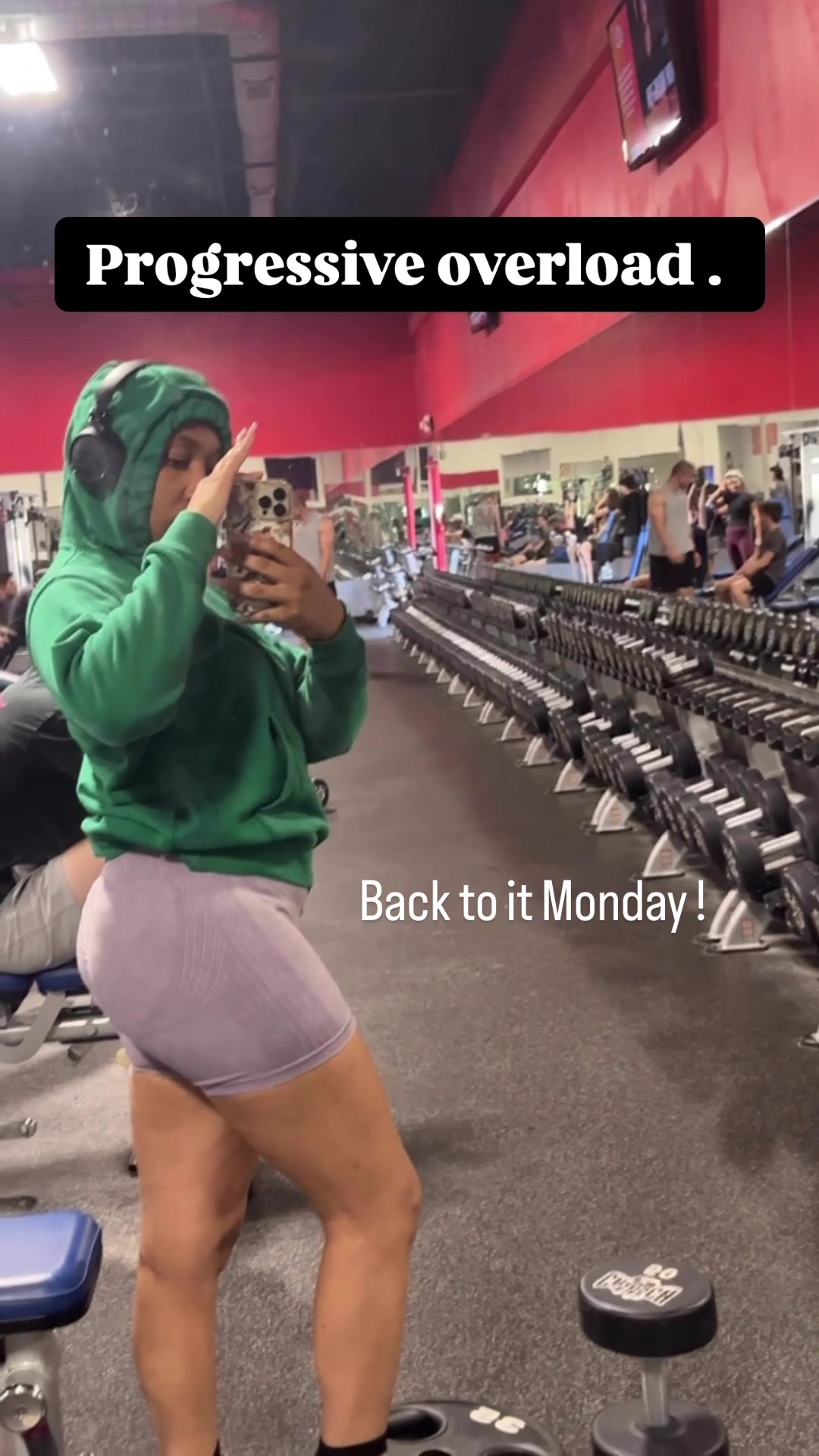 @Yanna Mone