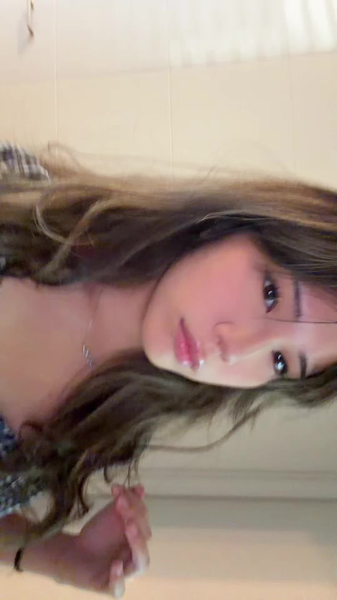 @user829102197