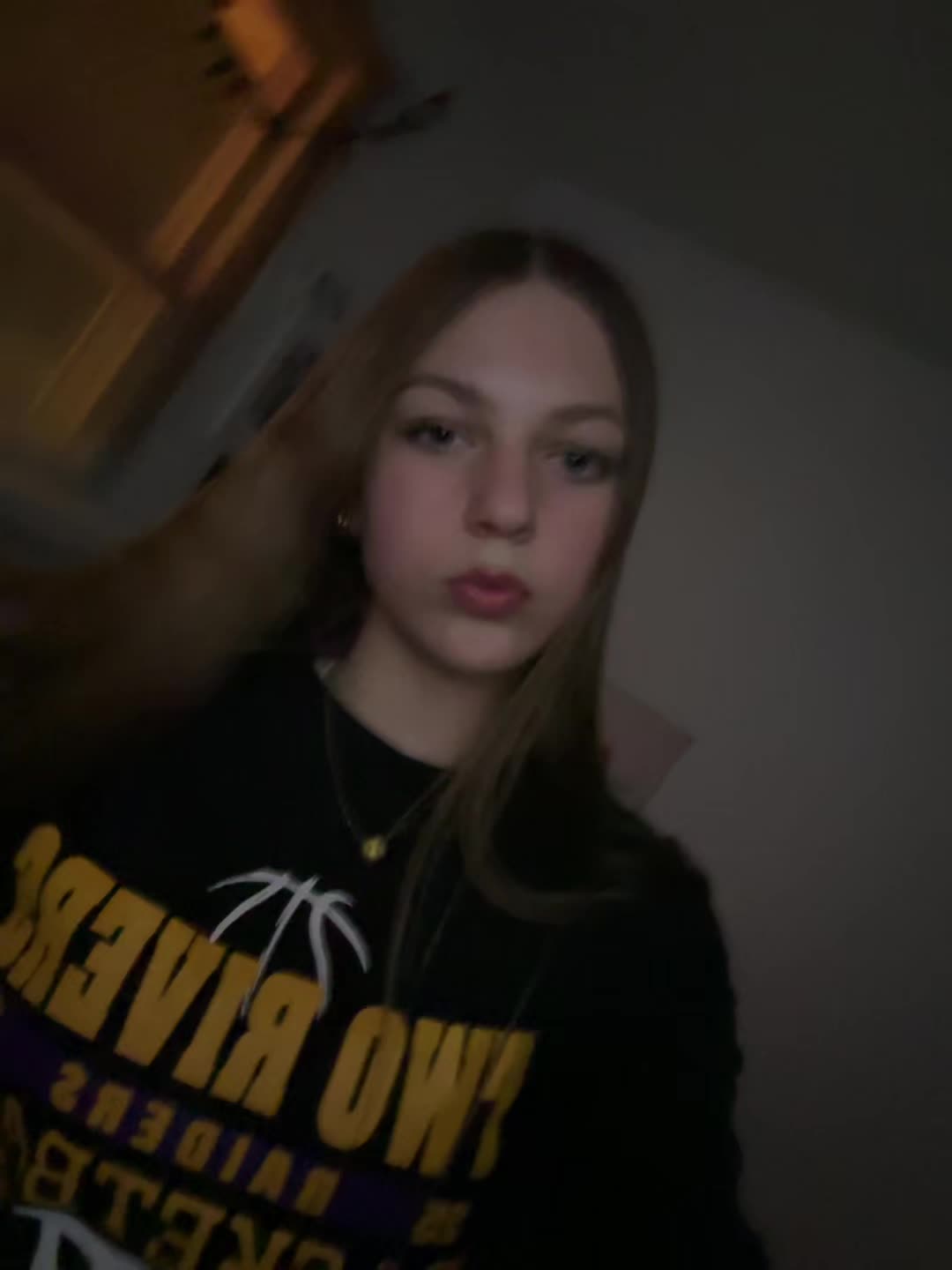 @️