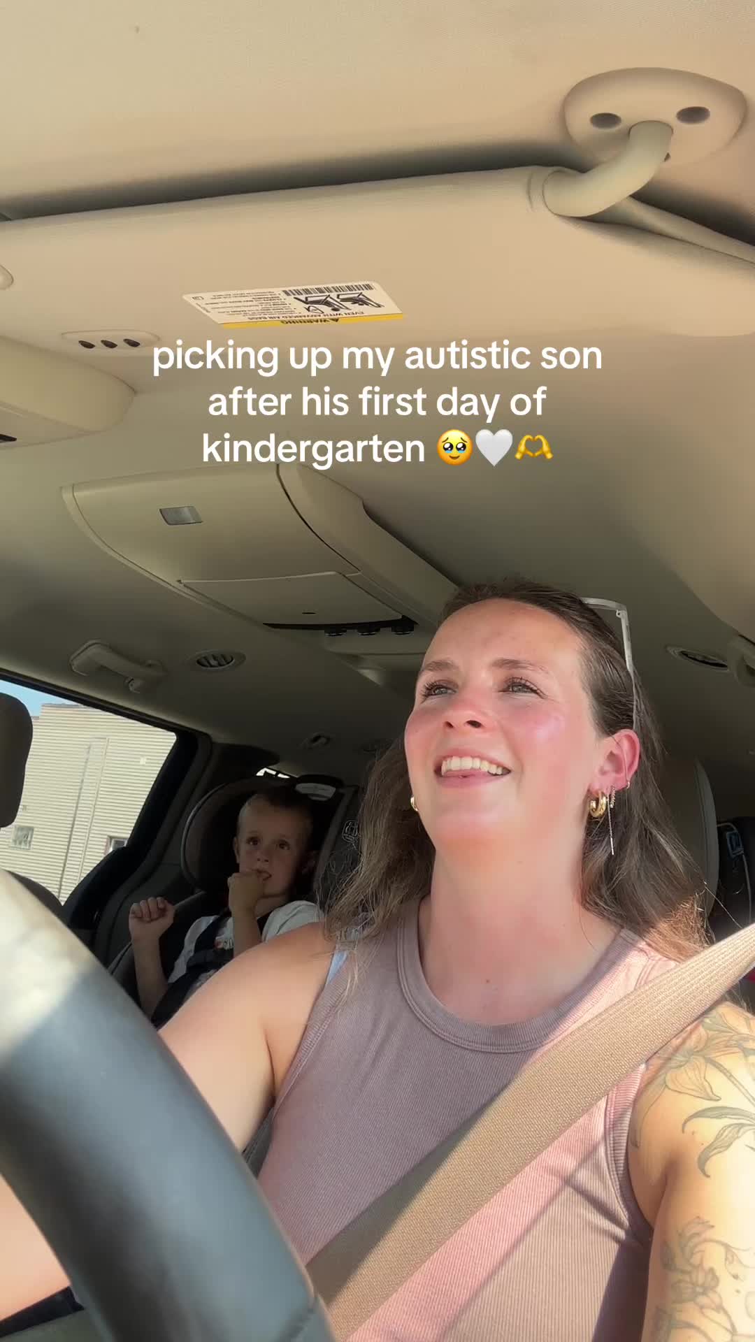@Luci ☆ autism advocate & mom