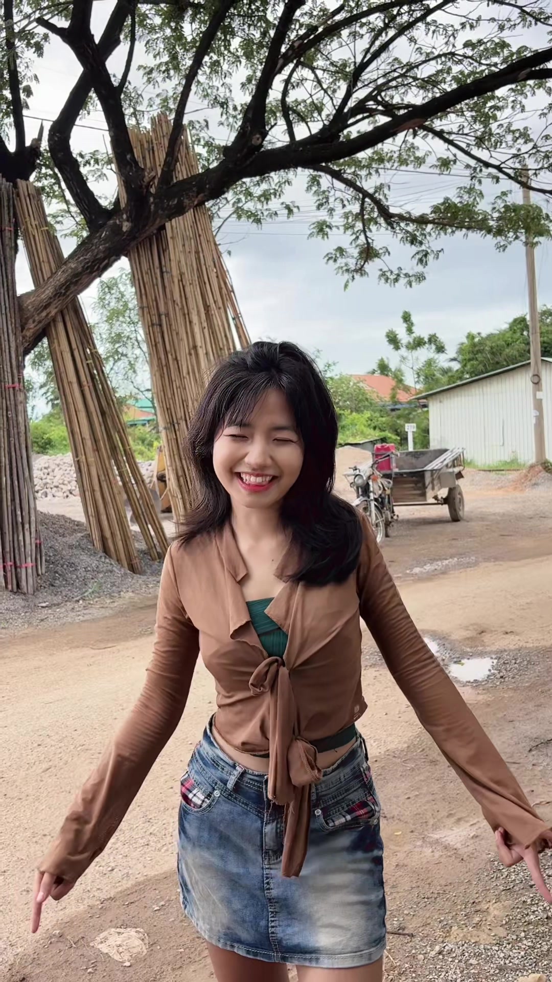 @De_dayyyyy - ឌី ដេរ