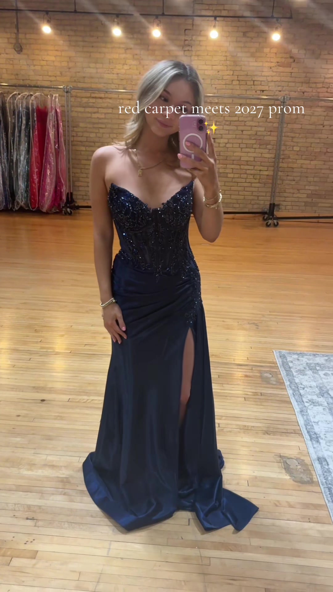 @Carrie’s Prom & Tux