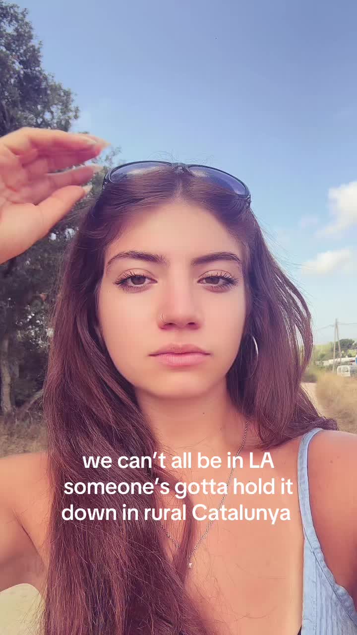 @chloe